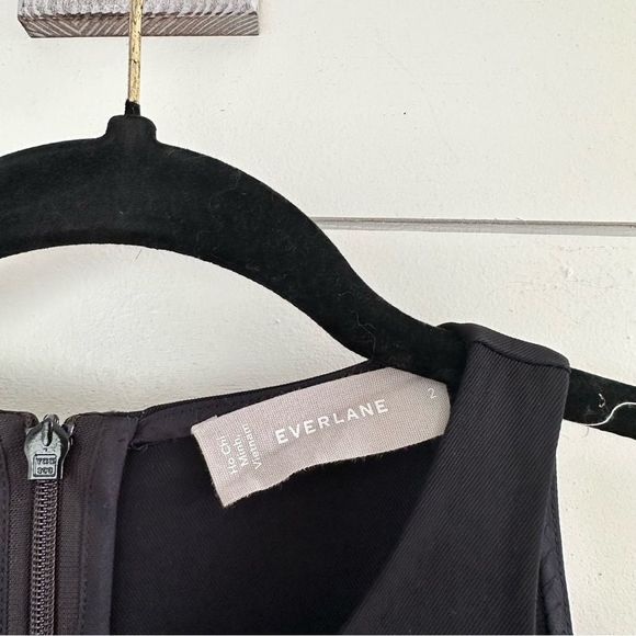 Everlane Black Women’s Halter Tank - Picture 2 of 5